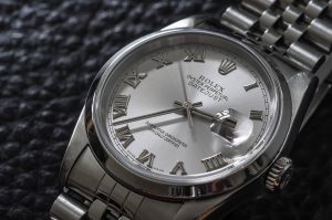 The effect Wear on a replica watch